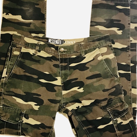 Freeworld Other - Freeworld Messenger Skinny Camo Pants